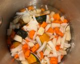 A picture of step 1 of Carrot, Onion, and Potato Potage.