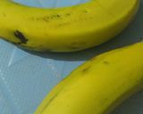 Foto langkah ke 1 dari resep Smoothies pisang yoghurt.