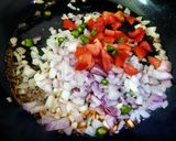 A picture of step 2 of Parsi Egg Akuri.