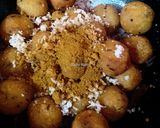 A picture of step 8 of Achari Ammini Kozhukattai.