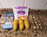 Foto del paso 1 de la receta: Nidos de patatas con gulas y huevos de codorniz