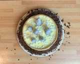 Foto del passaggio 20 della ricetta Crostata di Natale con Panna Cotta, Crema di Mele e Cioccolato