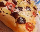 Pas rețetă Focaccia cu cartofi și cârnați 3 fotografie
