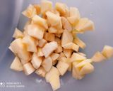 A picture of step 2 of Decorative salad.