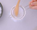 A picture of step 2 of Easy Classic Vanilla Meringue Cookies.