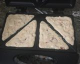 A picture of step 4 of Semolina Toast.
