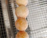 Foto langkah ke 5 dari resep Donat Empuk no Ulen.
