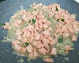 Foto del passaggio 2 della ricetta Casarecce con salmone e pistacchio