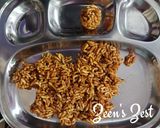 A picture of step 4 of Puffed Rice Laddoos.