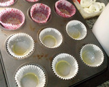 A picture of step 3 of Moin moin cups.