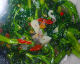 Foto langkah ke 5 dari resep Tumis kangkung.