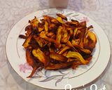 A picture of step 4 of Baked Ripe Jackfruit Chips.