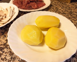 Foto del paso 3 de la receta: Solomillo con patatas y champiñones