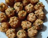 Foto del passaggio 10 della ricetta Spicy salmone crispy rice ball