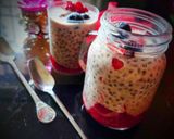 A picture of step 3 of Berry chia pudding.