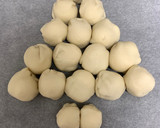 Foto del paso 3 de la receta: Aperitivo árbol de Navidad de mozzarella