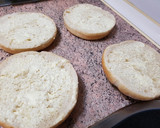 Foto del paso 3 de la receta: Hamburguesa gourmet con inspiración griega