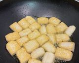 A picture of step 2 of Stir-Fried Bean Sprouts with Fried Firm Tofu (Tofu Recipe Ep 12).