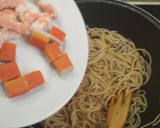 Foto del paso 9 de la receta: Wok de Espaguetis con frutos del Mar