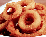 Foto del paso 4 de la receta: Aros de cebolla fritos