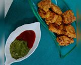 आलू प्याज़ पकौड़े(akoo pyaz ke pakode recipe in hindi) रेसिपी चरण 3 फोटो