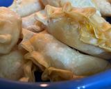 Foto del paso 4 de la receta: Tradicionales empanadas de choclo / empanadas de humita