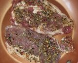 A picture of step 3 of Sirloin Steak Sandwich twist.