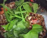 Foto langkah ke 5 dari resep Sambal cumi masak daun melinjo.