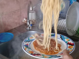Pasta con salsa de carne