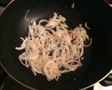 Foto del paso 5 de la receta: Pollo con salsa crema más guarnición de papas