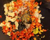 Foto langkah ke 5 dari resep OSENG TEMPE,TAHU POK,PETE.