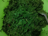 Sayur daun ubi tumbuk (khas Medan)