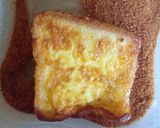 Foto langkah ke 6 dari resep Mini Sweet Cinnamon Cheese French Toast.