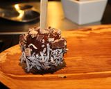 A picture of step 6 of Chocolate candied apples.