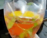 Foto del paso 2 de la receta: Ramazzotti Pomelo Limón en Jarra de Litro