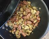 Foto del paso 4 de la receta: Foglie di Ulivo con Funghi e Salsicce