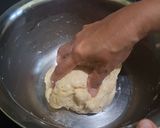 Foto langkah ke 2 dari resep Molen Pisang Mini.