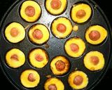 Foto langkah ke 3 dari resep Lazy Mini Corn Dog.