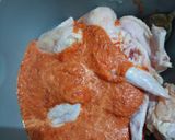 Foto langkah ke 2 dari resep Ayam Goreng Terasi Daun Jeruk.