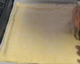 Foto del paso 3 de la receta: Coca de hojaldre con crema
