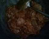 Foto langkah ke 10 dari resep Seblak Goreng Pedas Toping Baso dan Sosis.