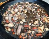 Foto del paso 7 de la receta: Discada de carnes con mejillones