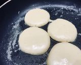 A picture of step 2 of Smoked Salmon Blinis 🥞.