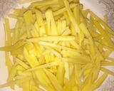 A picture of step 1 of Chips pakoray.