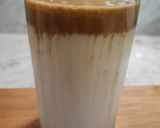 Foto langkah ke 2 dari resep Dalgona Good Day Cappuccino.