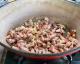 Une image de l'étape 11 de Cocotte de Pommes de Terre, Lard et Poireaux Façon Tofaille.