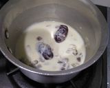 A picture of step 1 of Banana &Dates Shake.