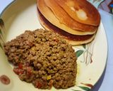 A picture of step 6 of Pancake with minced meat sauce.