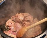 A picture of step 1 of Beef Bourguignon (Cookeo).