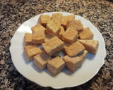 Foto del paso 3 de la receta: Pasta con salsa Roquefort y queso frito con arándanos